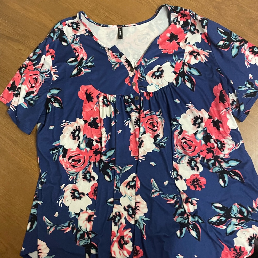 Plus size top